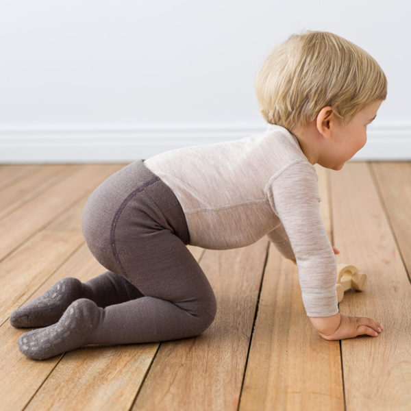 Lillelam_Strømpebukse antiskli_brun 2